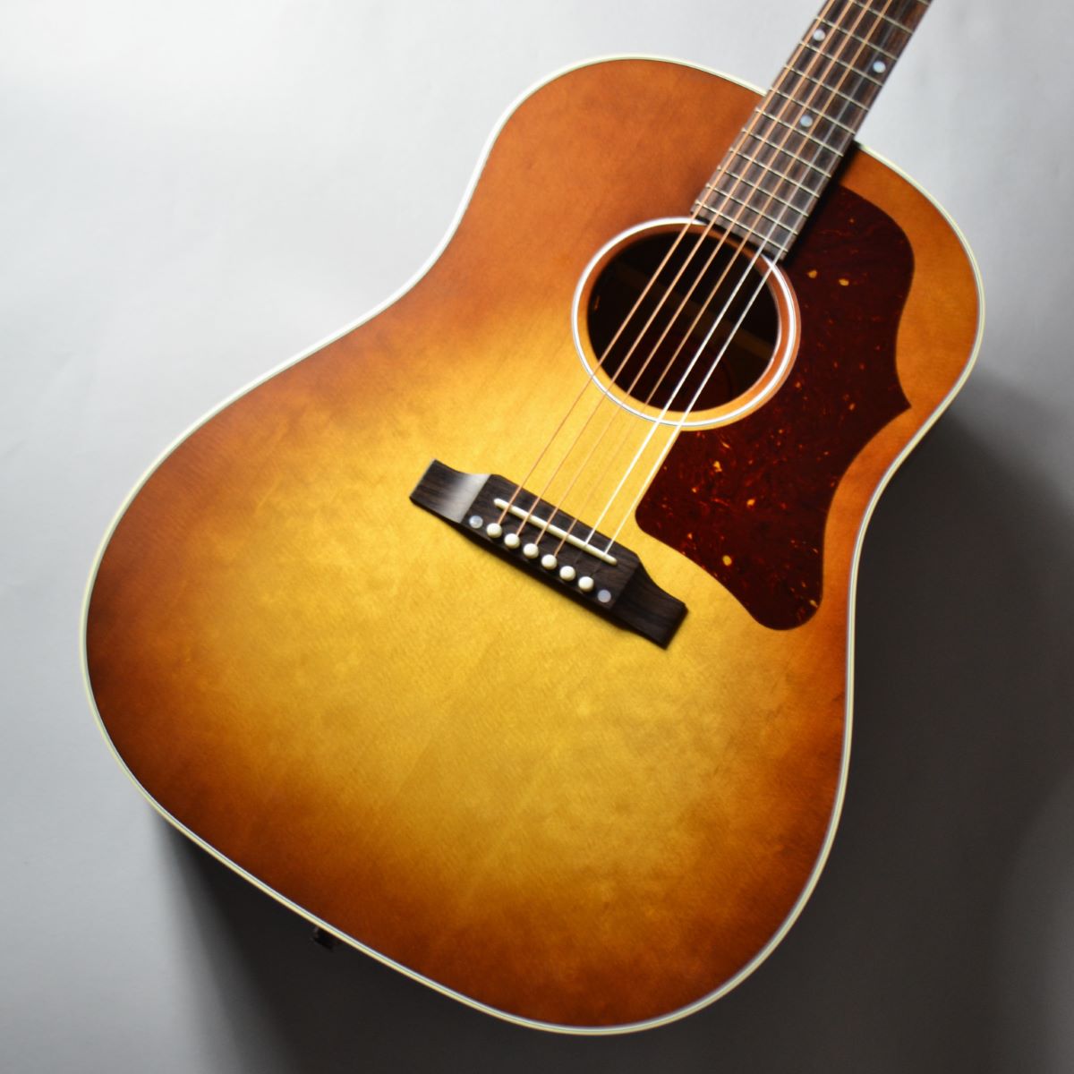 Gibson J-45 Faded 50s Sunburst エレアコ アコースティックギター 