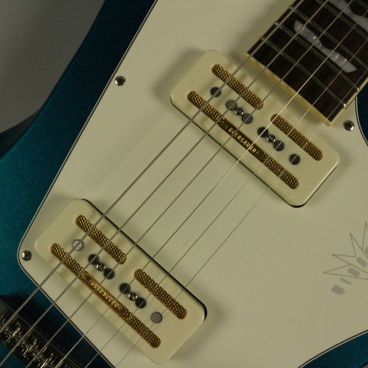 Baum Guitars Wingman-W with Tremolo Coral Blue エレキギター 
