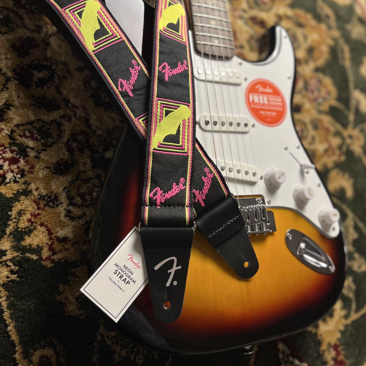 Fender Neon Monogrammed Strap Yellow/Pink ストラップ フェンダー 【 アミュプラザ博多店 】