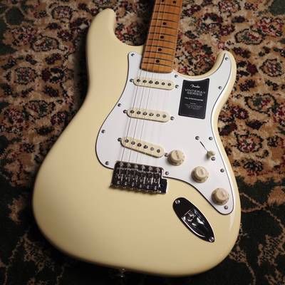 Fender  Vintera II '70s Stratocaster Vintage White エレキギター ストラトキャスター フェンダー 【 アミュプラザ博多店 】