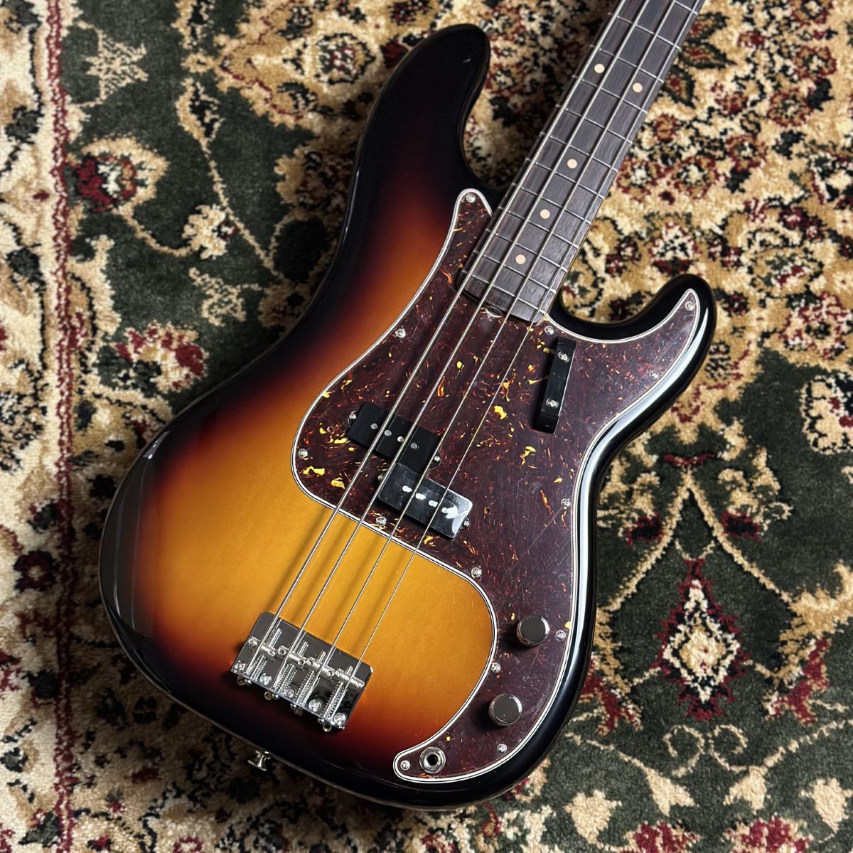 Fender USA American Vintage II 1960 Precision Bass (3-Color Sunburst/Rosewood)