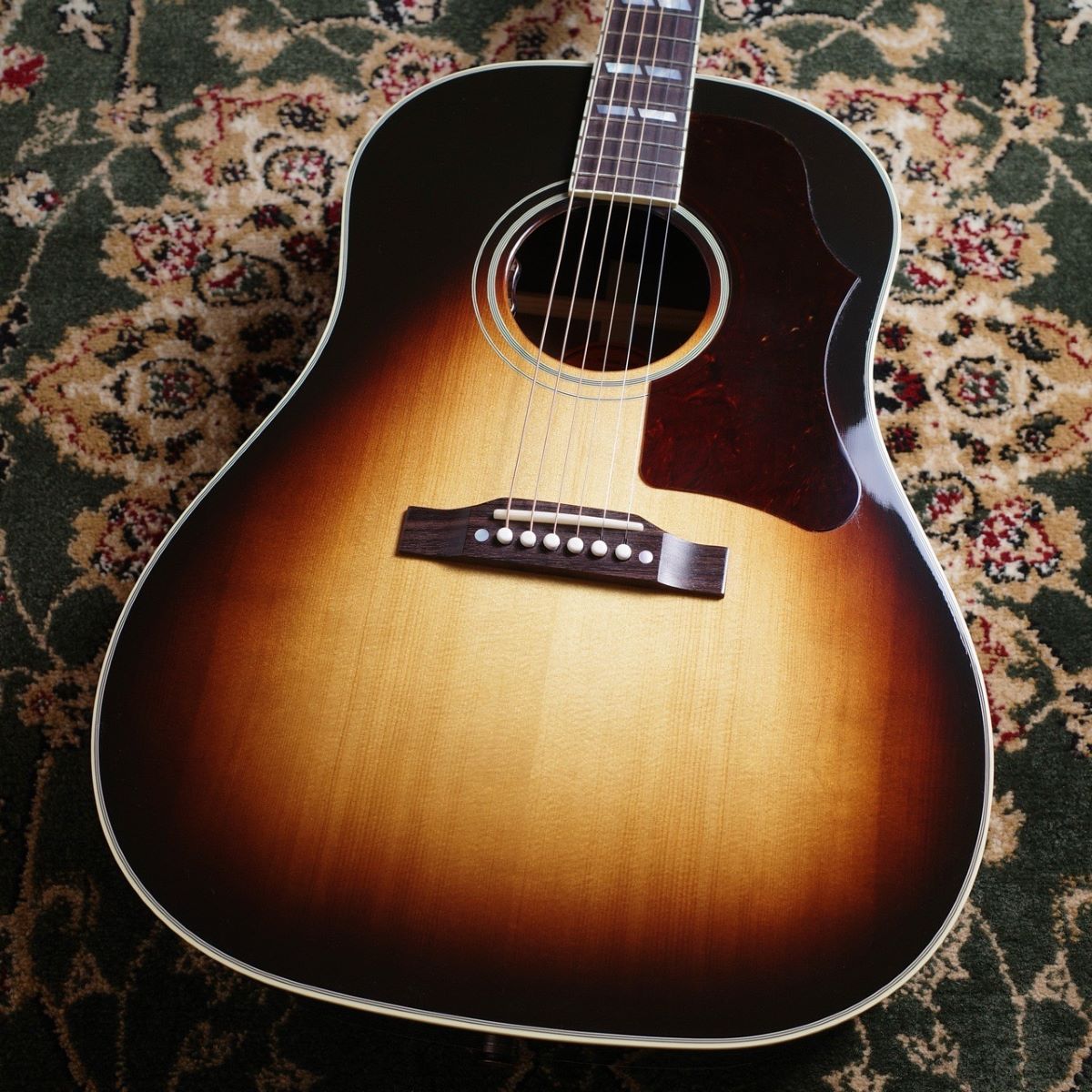 Gibson ギブソン Southern Jumbo original ♯22032044/Vintage Sunburst エレアコギター 〔イオン