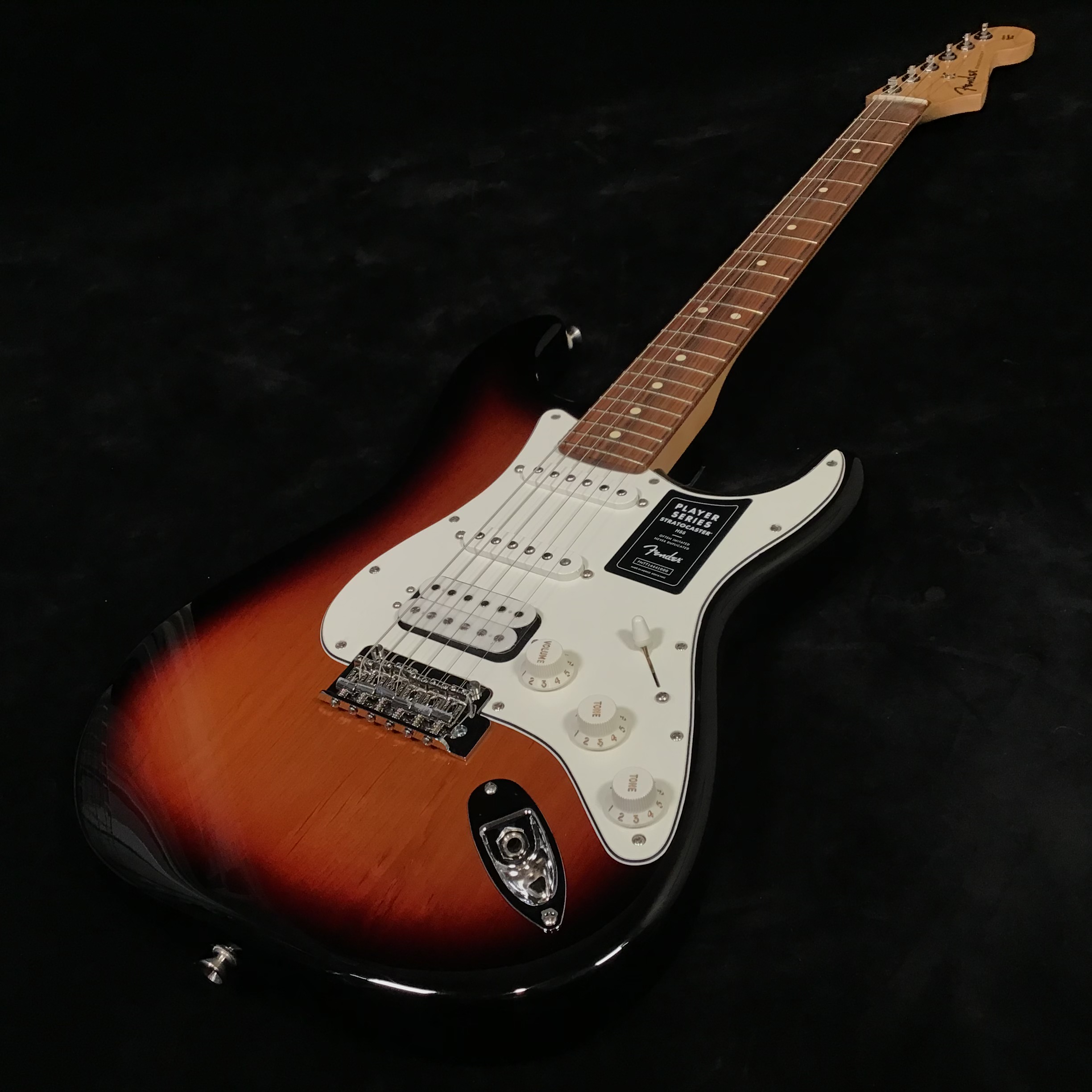 Fender Player Stratocaster HSS Pau Ferro Fingerboard 3-Color