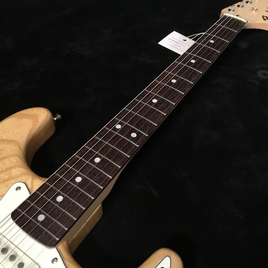 Fender Made in Japan Heritage 70s Stratocaster Maple Fingerboard 
