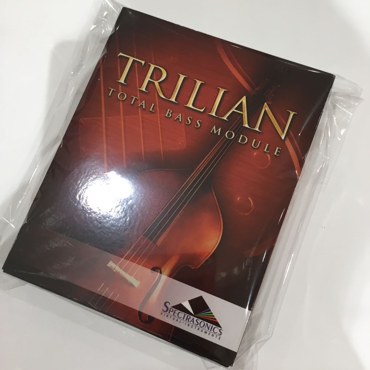 Trilian ベース音源 ソフトシンセサイザー USB シリアル付き - DTM・DAW