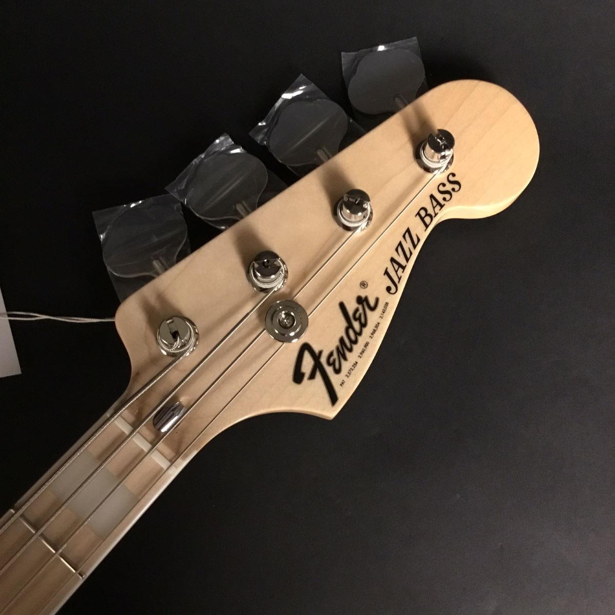 Fender Made in Japan Traditional 70s Jazz Bass Maple Fingerboard 