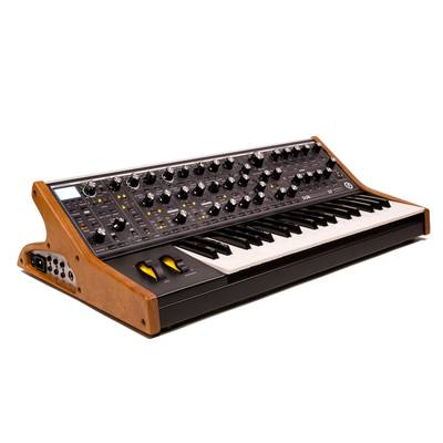 moog Subsequent37 パラフォニックアナログシンセサイザー