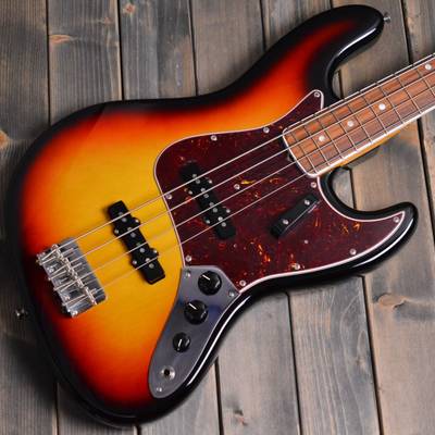 Fender American Vintage II 1966 Jazz Bass 3-Color Sunburst