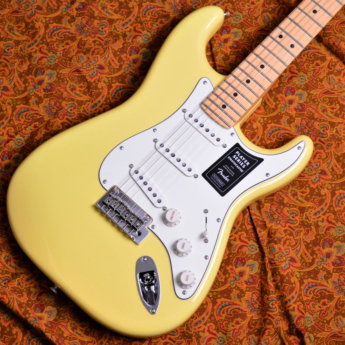 フェンダー Fender Player Stratocaster MN Buttercream エレキギター-