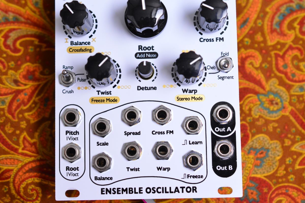 4ms Pedals ENSEMBLE OSCILLATOR フォーミリセカンドペダル 【 梅田 