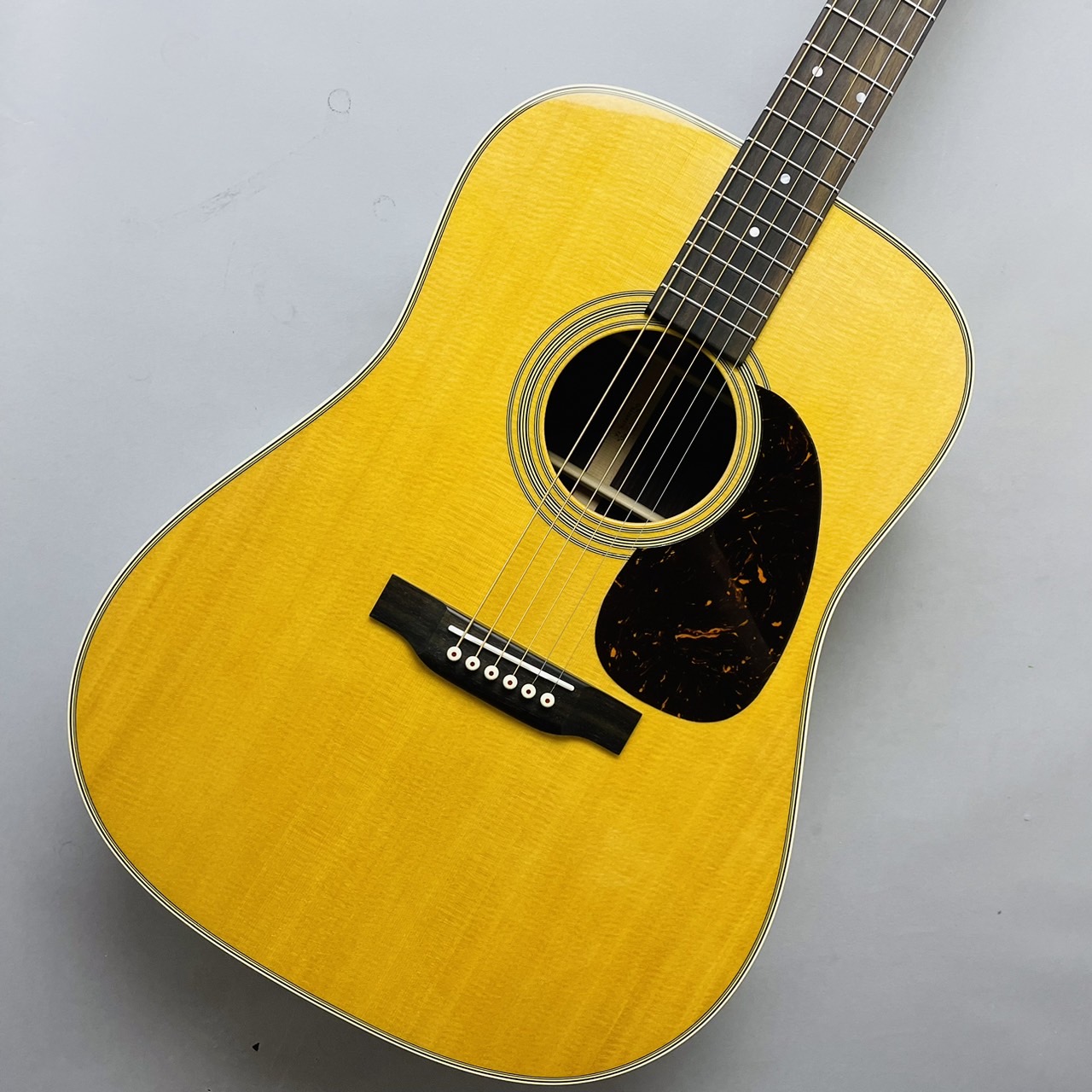 Martin D-28 Standard アコースティックギター マーチン 【 けやき