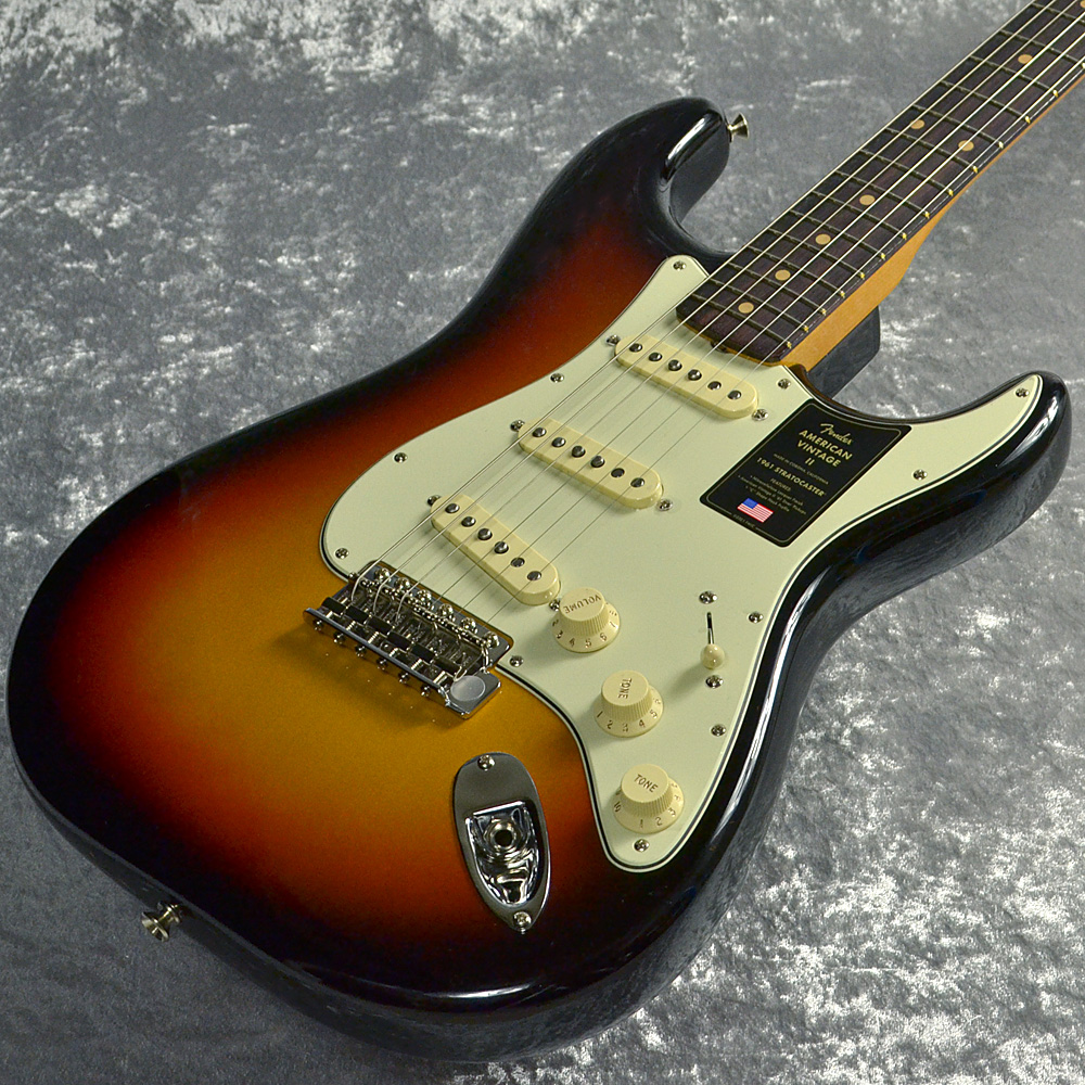Fender American Vintage II 1961 Stratocaster 3-Color Sunburst エレキギター  ストラトキャスター フェンダー 【 イオンモール幕張新都心店 】 | 島村楽器オンラインストア