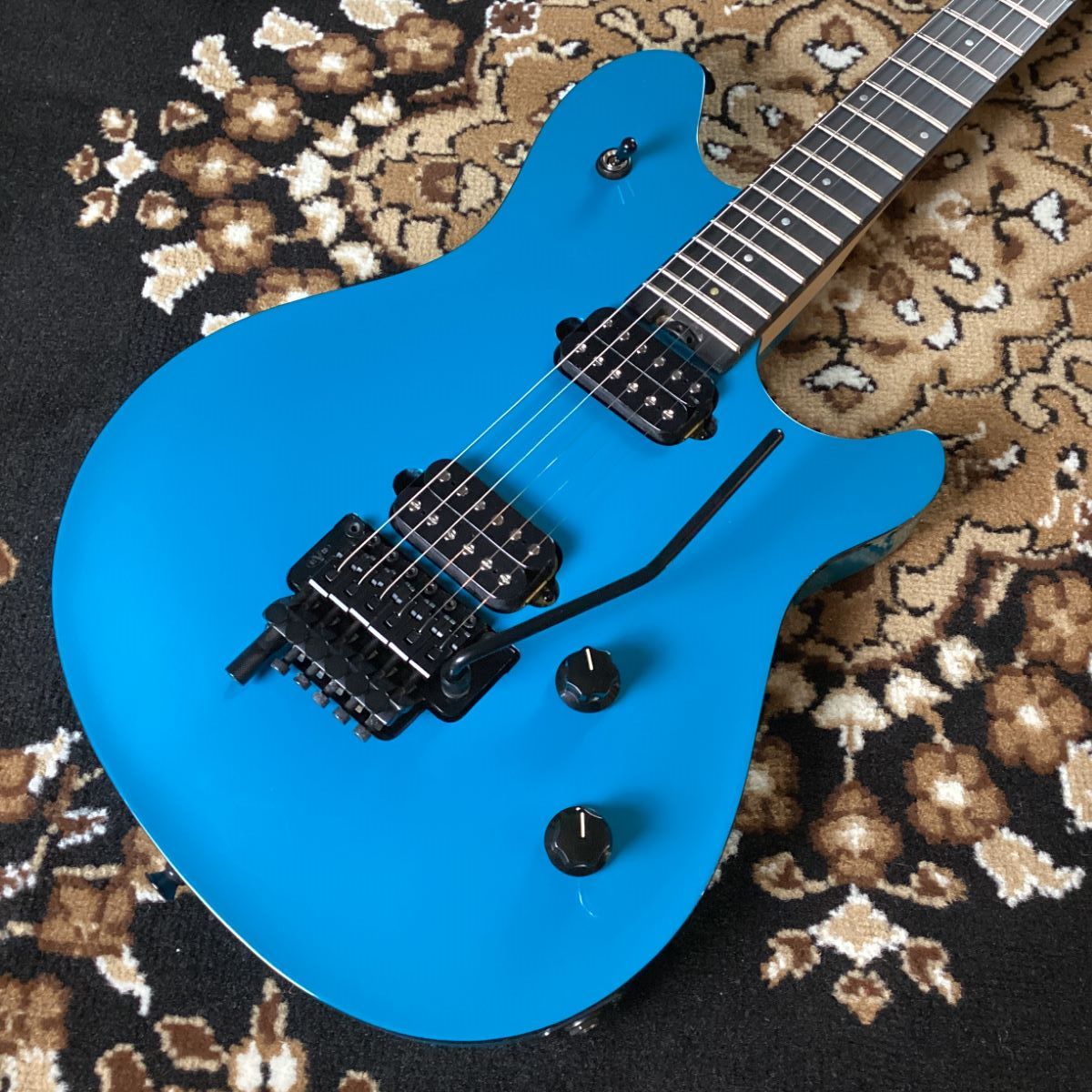 EVH Wolfgang special Miami blue機材整理のため出品します