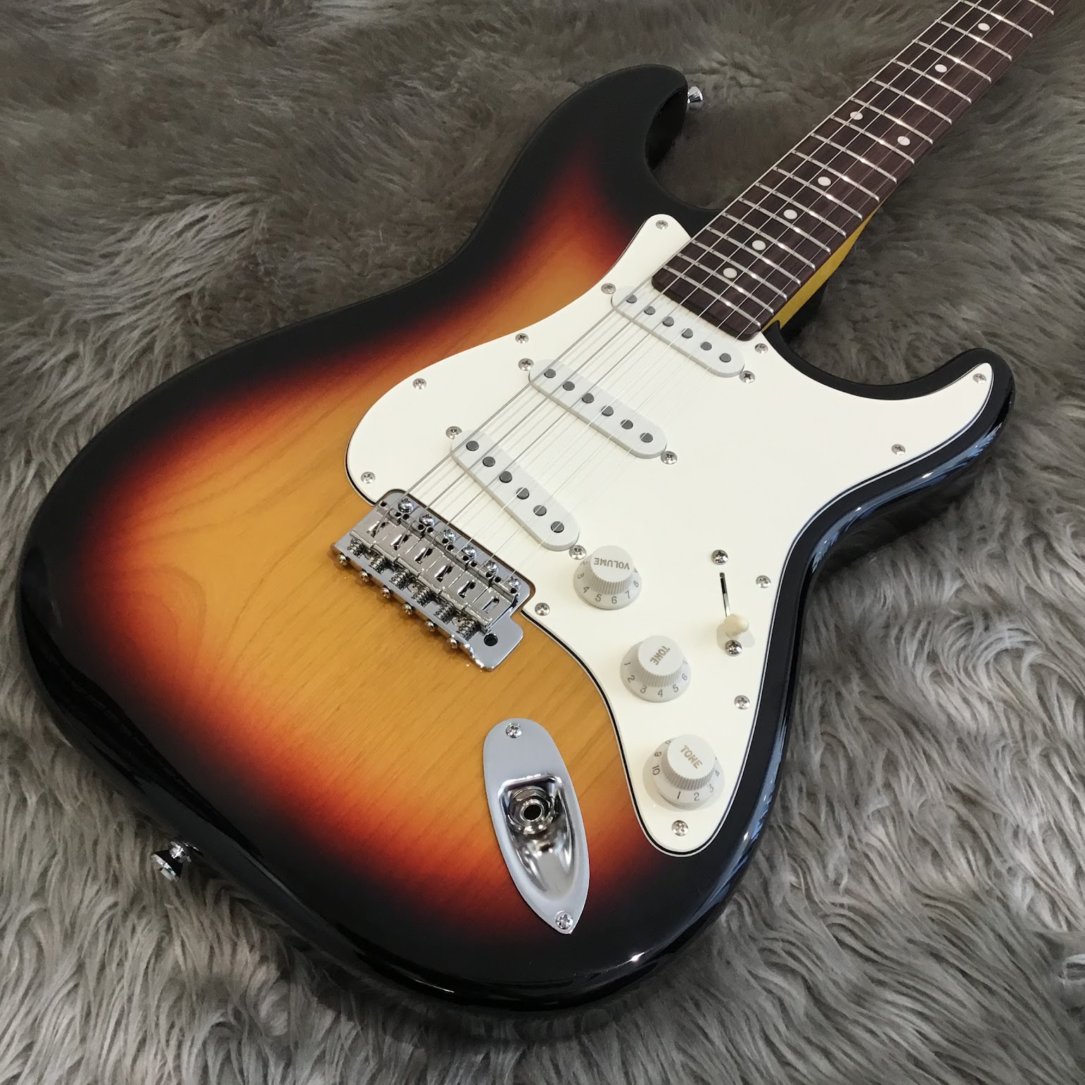 28,597円psychedelic guitars (Stratocaster タイプ)