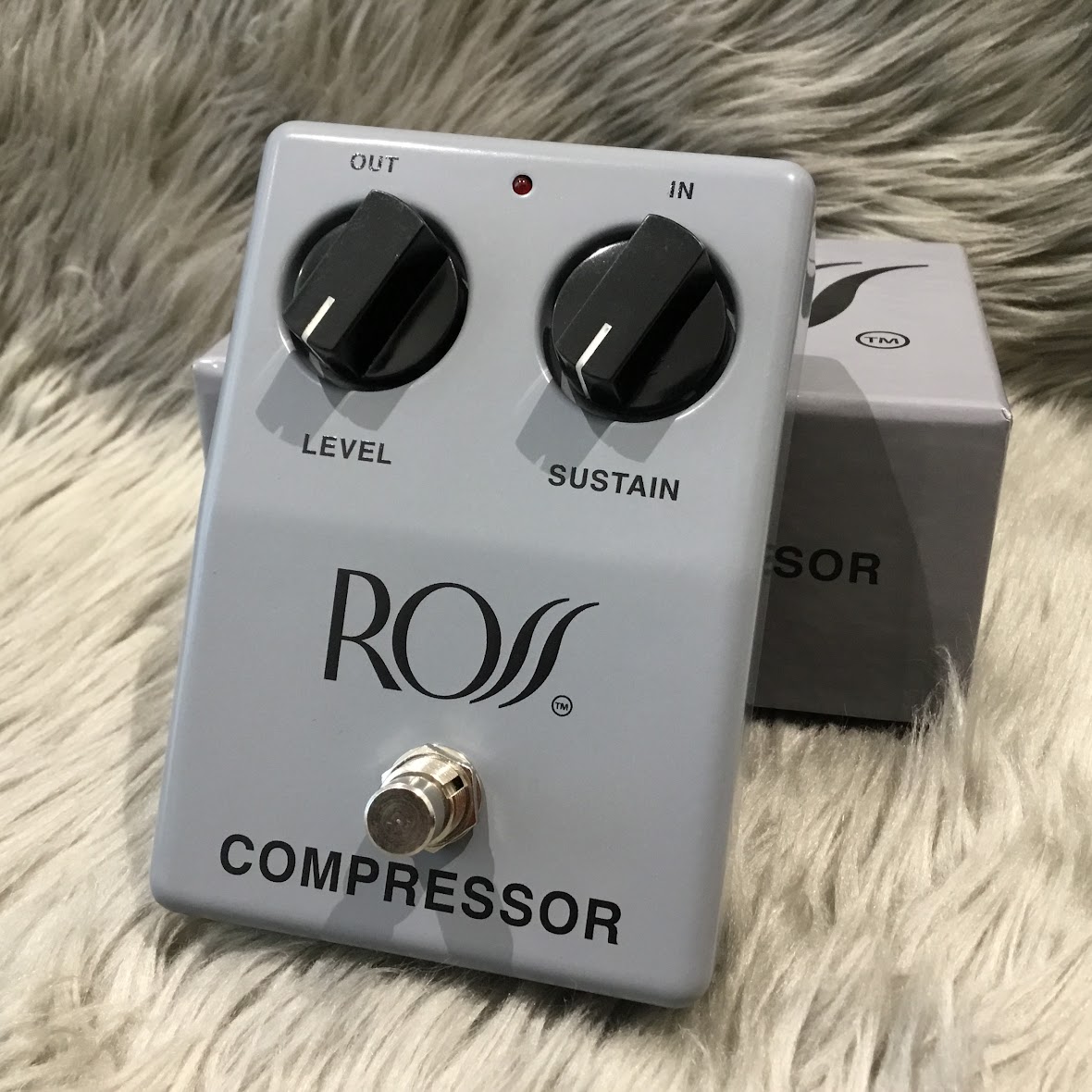 Ross Audibles ROSS COMPRESSOR 【現物写真・】 ロスオーディブルズ 【 ららぽーとＥＸＰＯＣＩＴＹ店 】