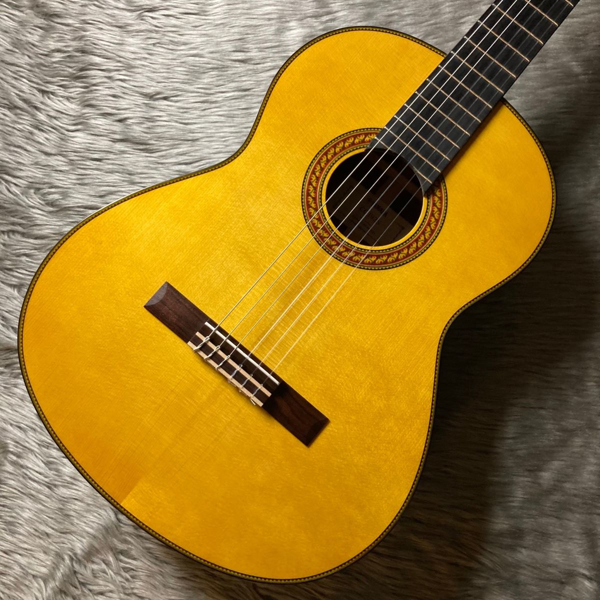 【美品】YAMAHA ヤマハ CG192S クラシックギター