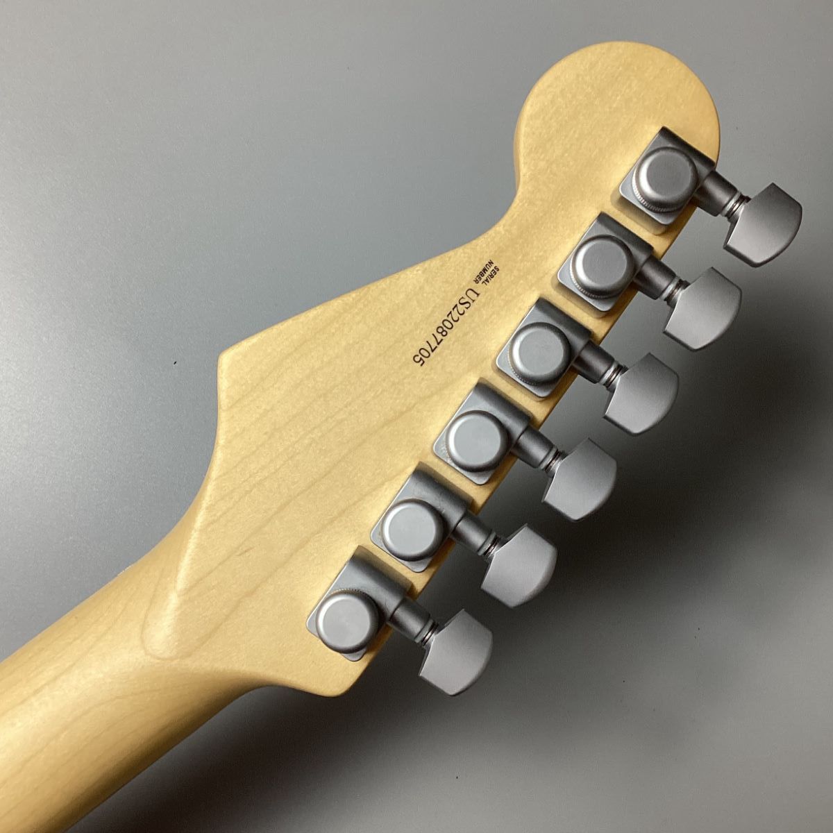 Fender Jeff Beck Stratocaster Olympic White エレキギター ジェフ・ベック フェンダー 【  コクーンシティさいたま新都心店 】 | 島村楽器オンラインストア