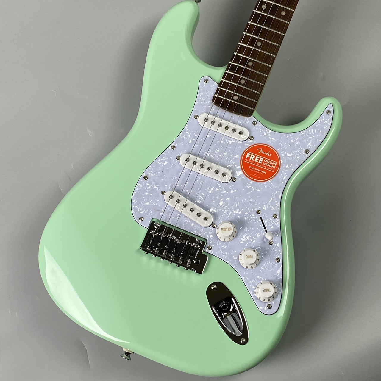 Squier by Fender FSR Affinity Stratocaster White Pearl Surf Green