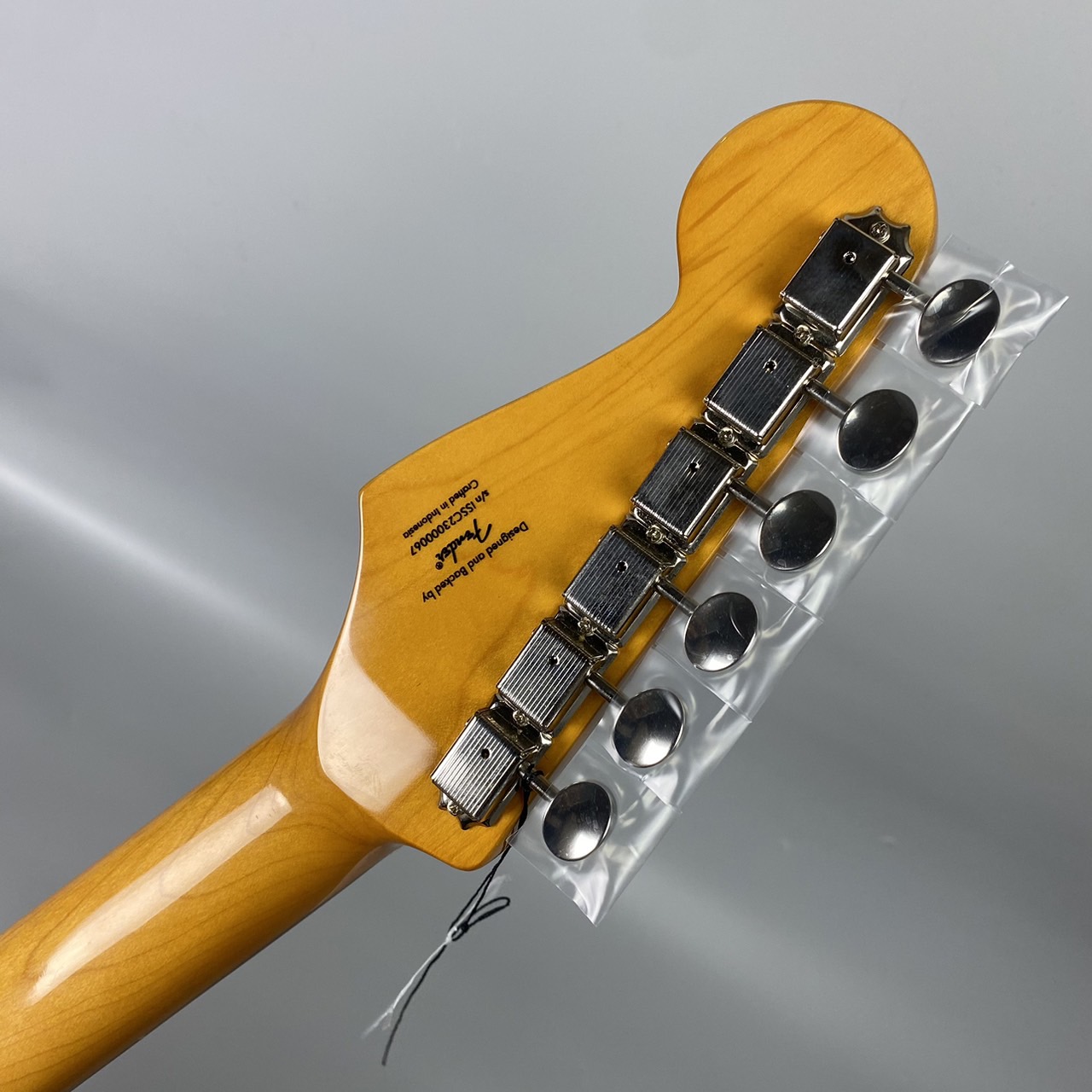 Squier by Fender Classic Vibe '60s Stratocaster 3-Color Sunburst 