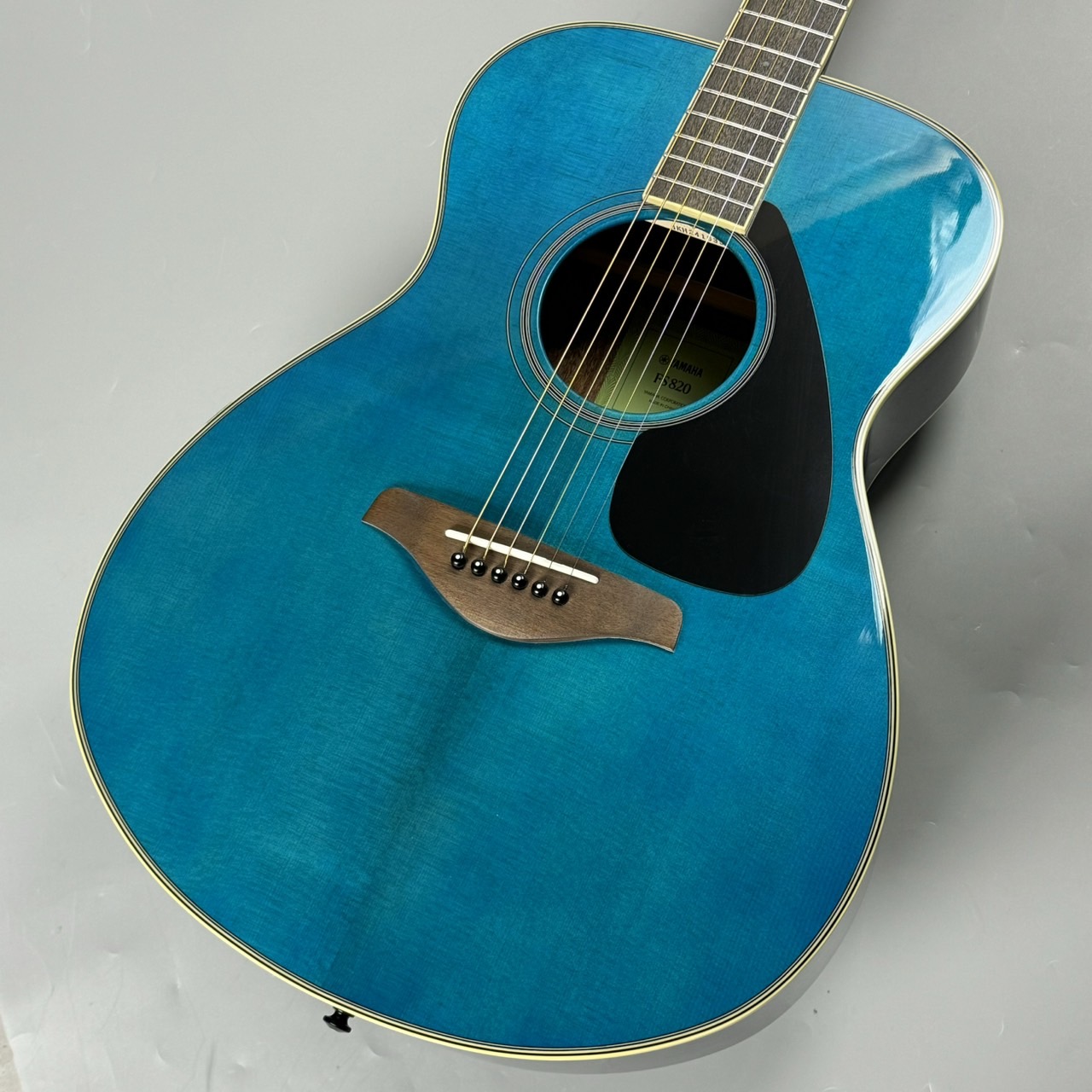 買収ヤマハ FS820 ターコイズブルー ギター