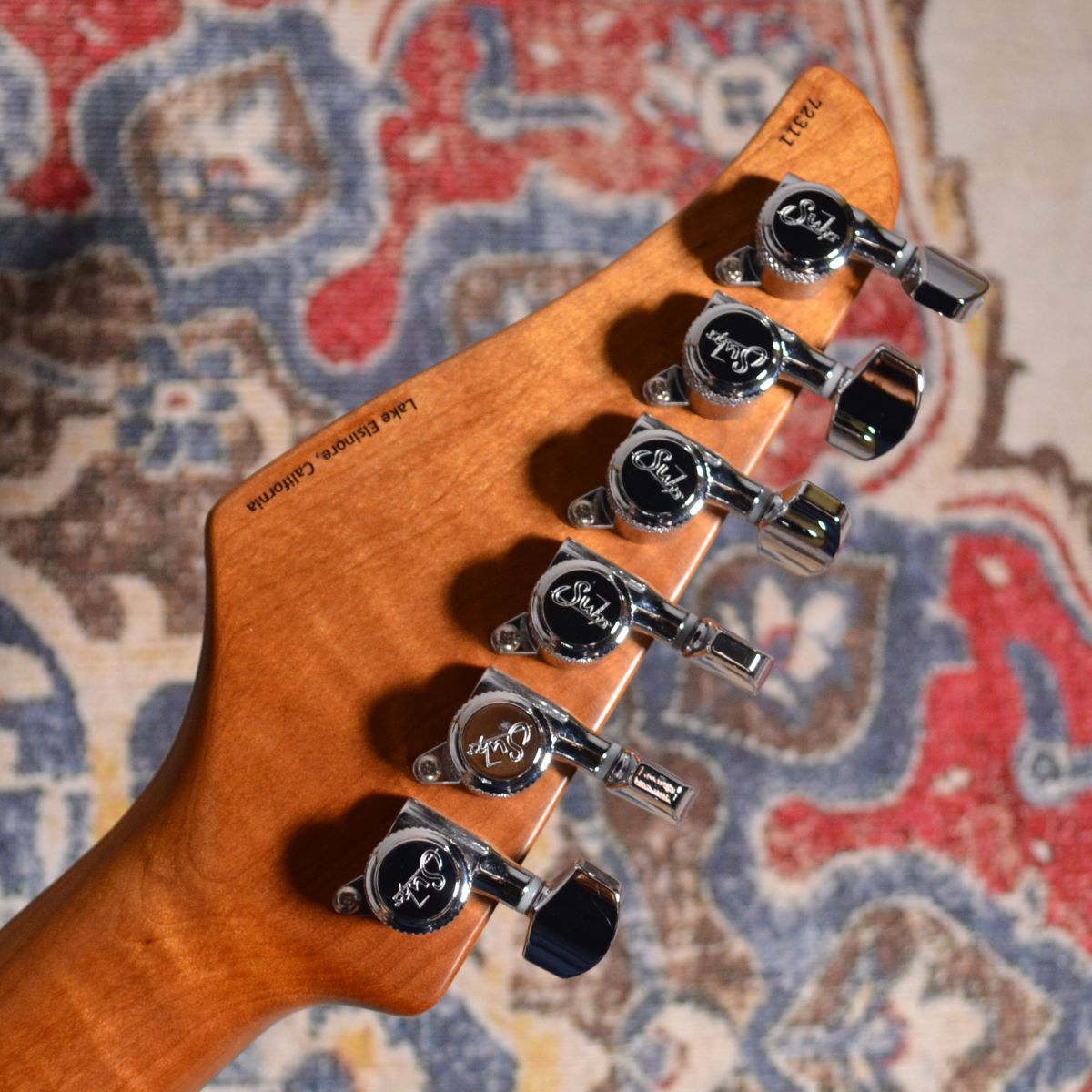 Suhr Guitars Classic S Antique Roasted Flame Maple Sonic  Blue(Rose/SSS)【JE-Line】【現物写真】 サーギターズ 【 錦糸町パルコ店 】 | 島村楽器オンラインストア