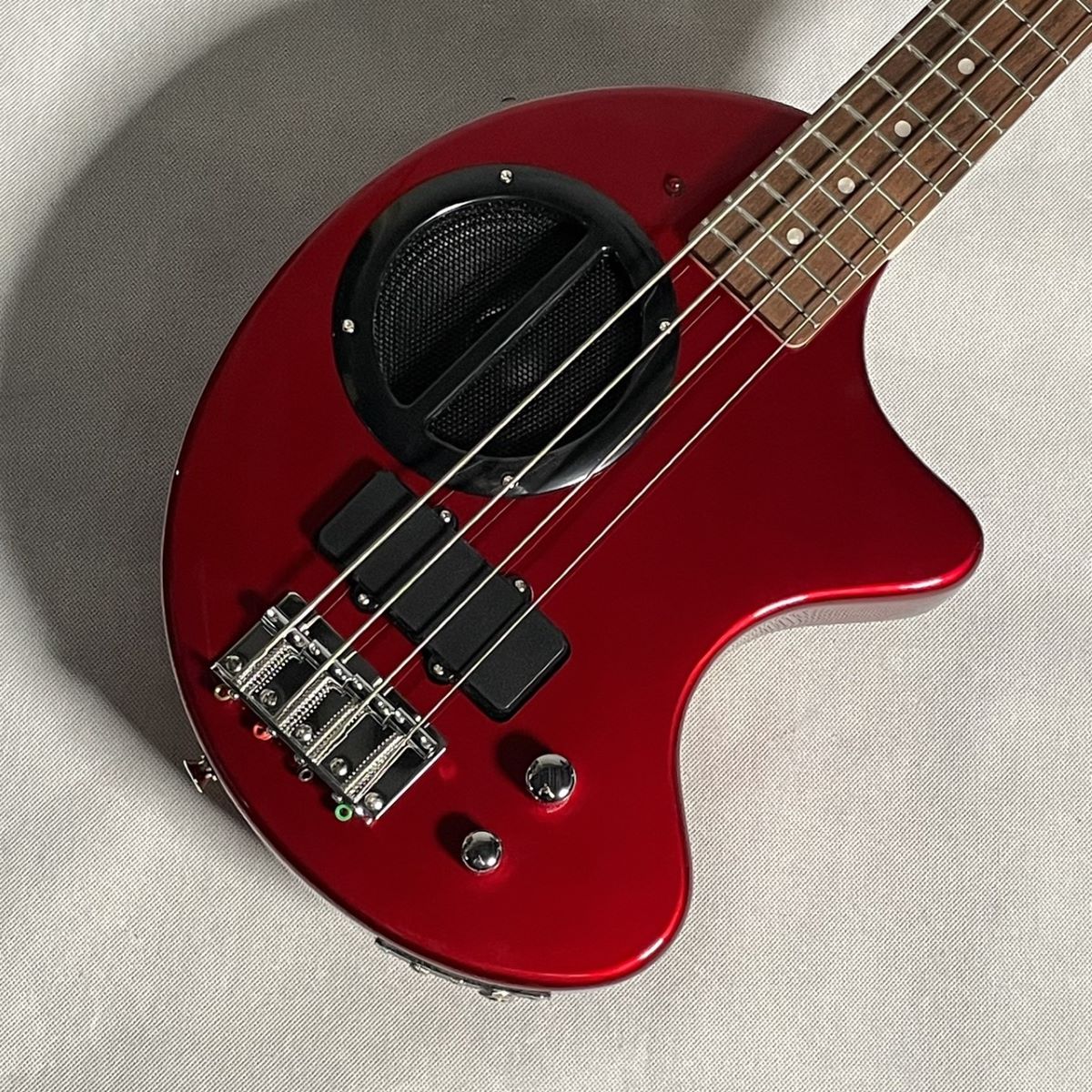 FERNANDES ZO-3 BASS Candy Apple Red【現物画像】3.45kg