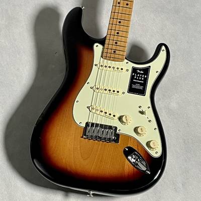 Fender  Player Plus Stratocaster Maple Fingerboard 3-Color Sunburst【現物画像】3.54kg フェンダー 【 立川店 】