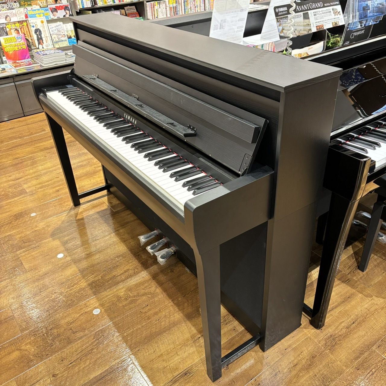 YAMAHA CLP-785B CLP785B Clavinova 【展示品】【福岡県・佐賀県限定】 ヤマハ 【 ららぽーと福岡店 】 |  島村楽器オンラインストア