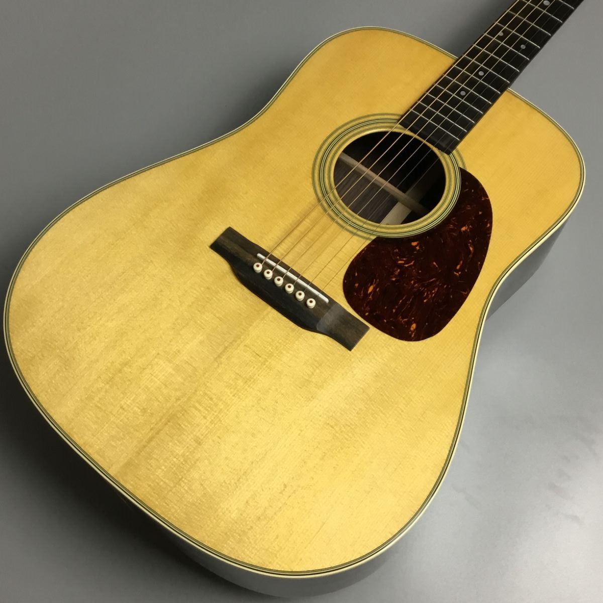 Martin D-28 Standard アコースティックギター マーチン 【イオン