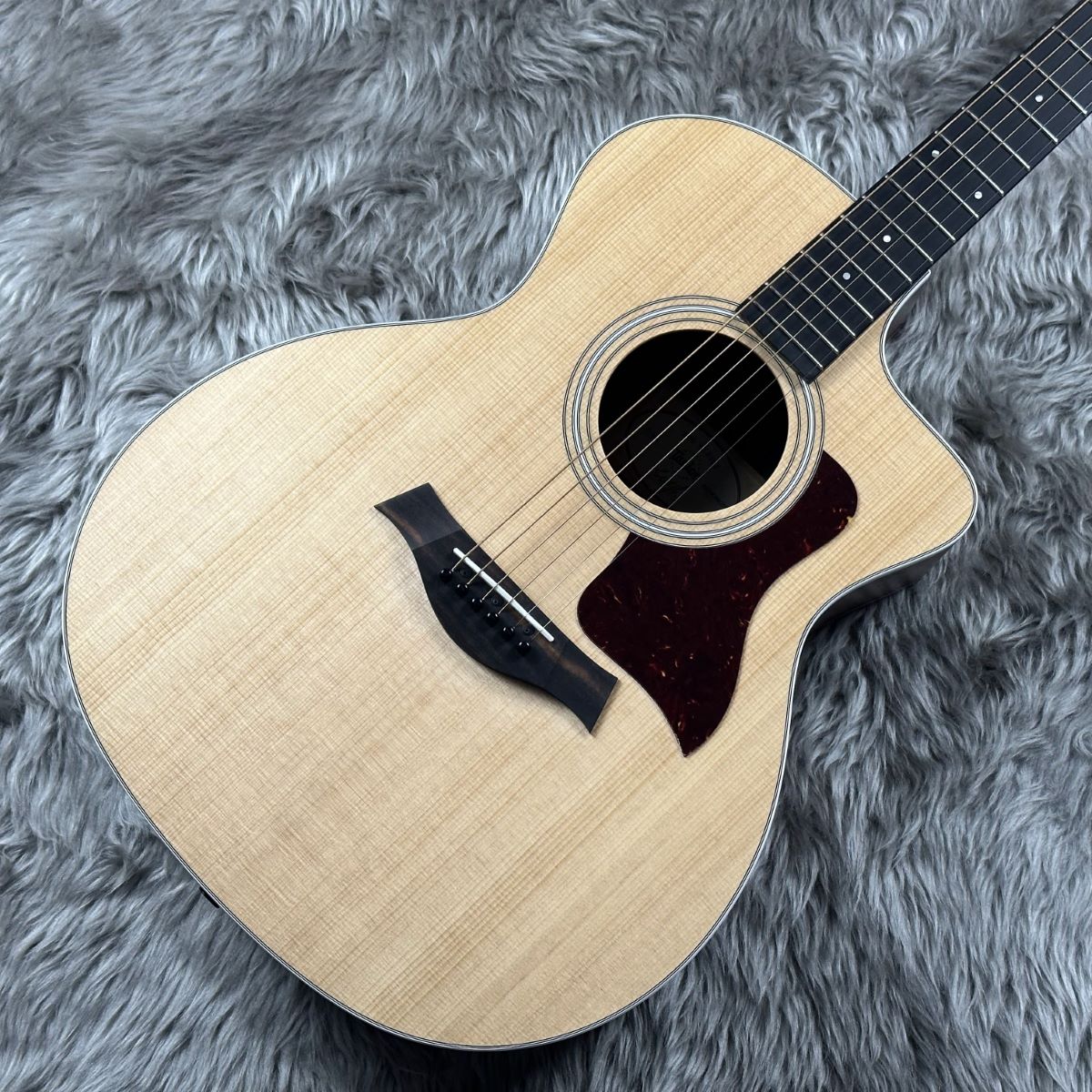 Taylor 214e テイラー アコースティックギター エレアコ - ギター