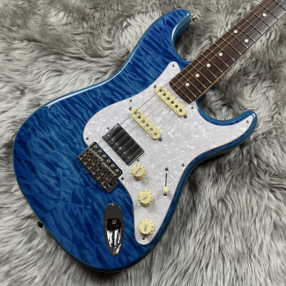 Fender FSR TRADII 60 ST SSH Carribian Blue Trans エレキギター