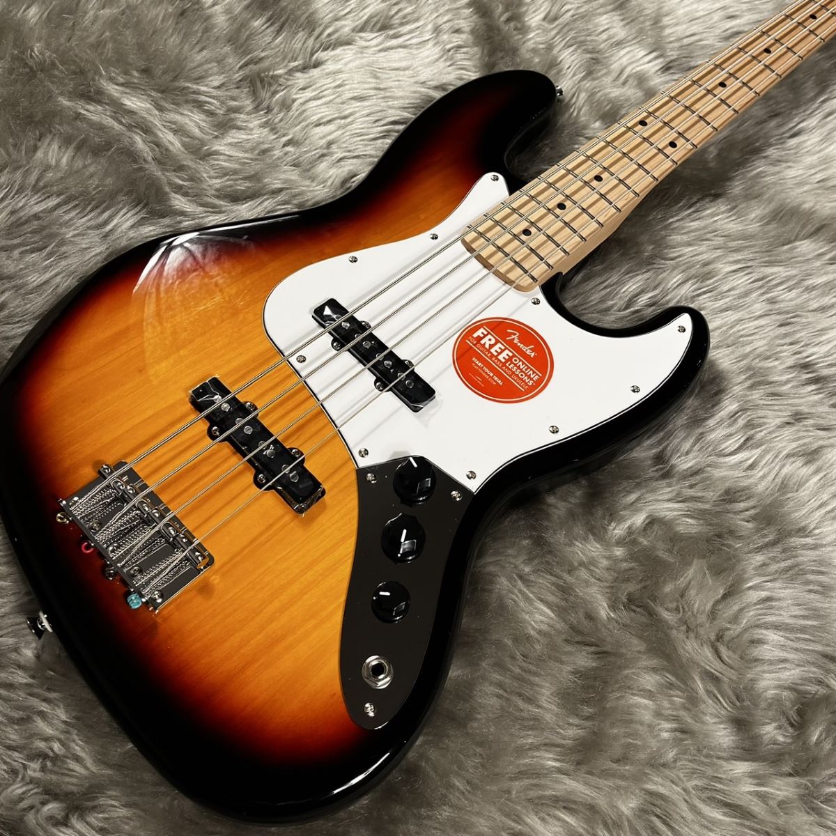 Squier by Fender Affinity Series Jazz Bass Maple Fingerboard White  Pickguard 3-Color Sunburst エレキベース ジャズベース スクワイヤー / スクワイア 【 ららぽーと堺店 】