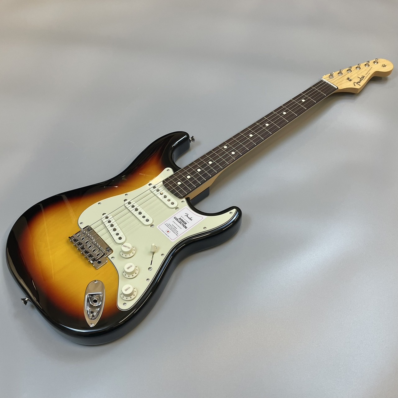 Fender Made in Japan Junior Collection Stratocaster エレキギター 