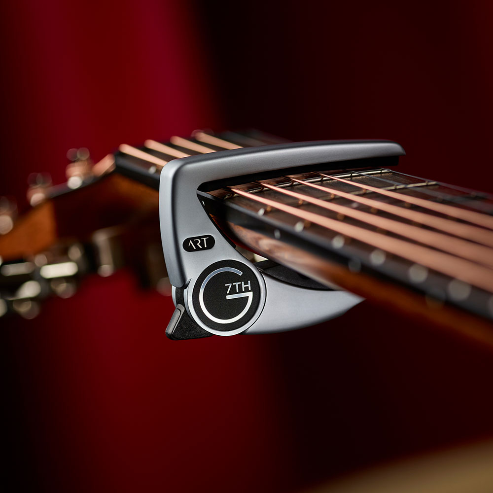 G7th Performance 3 ART Silver カポタスト 6弦ギター用 エレキ/アコギ/ヴィンテージギター対応 ジーセブンス 【指板アールに合わせて変形する新機構搭載】  | 島村楽器オンラインストア