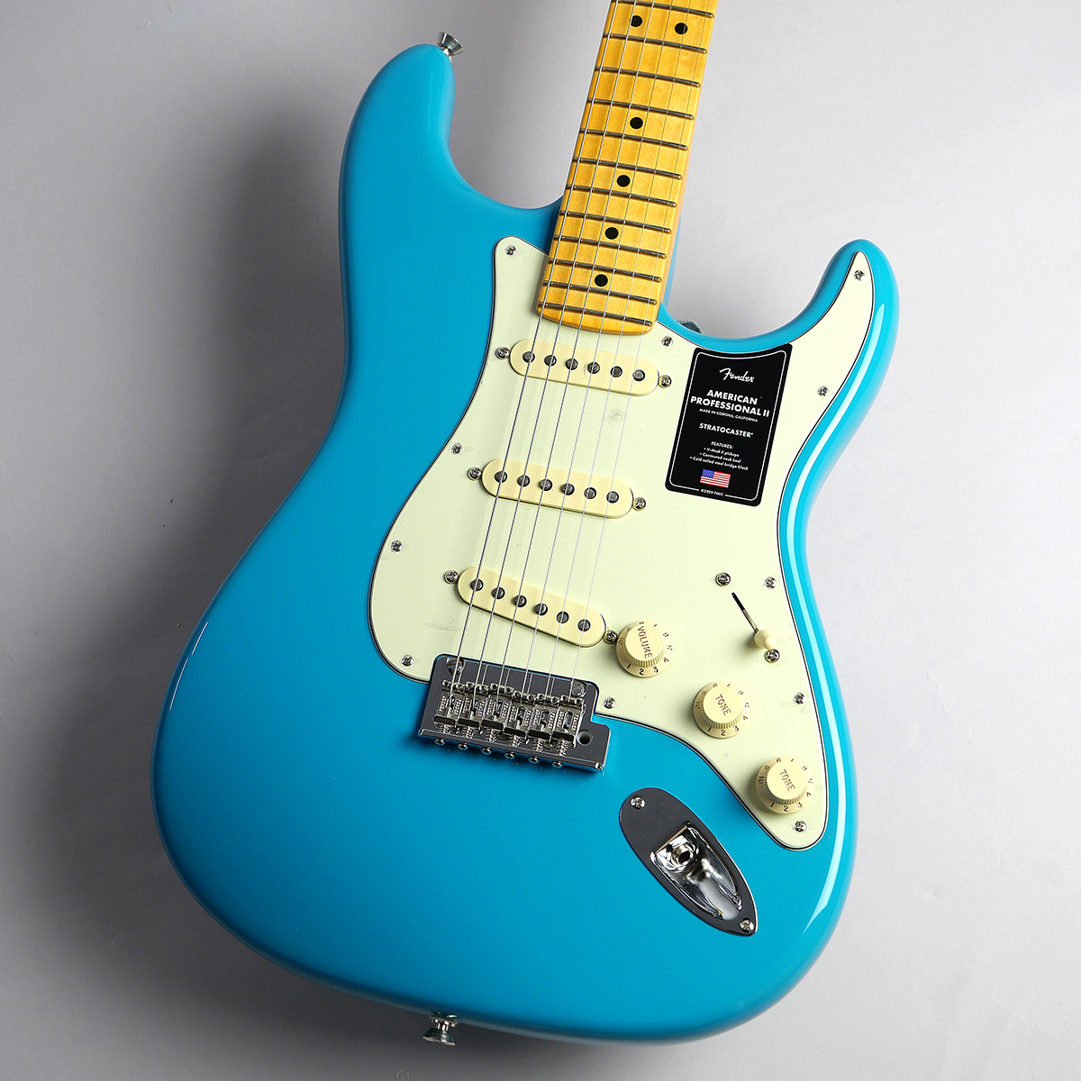 Fender American Professional II Stratocaster Maple Miami Blue ...