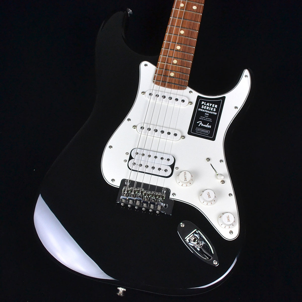 35％割引ホワイト系世界の Fender Player ストラトキャスター ブラック エレキギター 楽器/器材ホワイト系