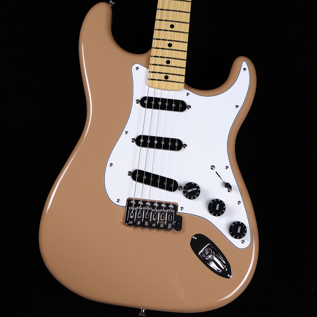 フェンダー　Fender　Japan　in　International　Taupe　Sahara　Color　Stratocaster　Limited　Made　ストラト-