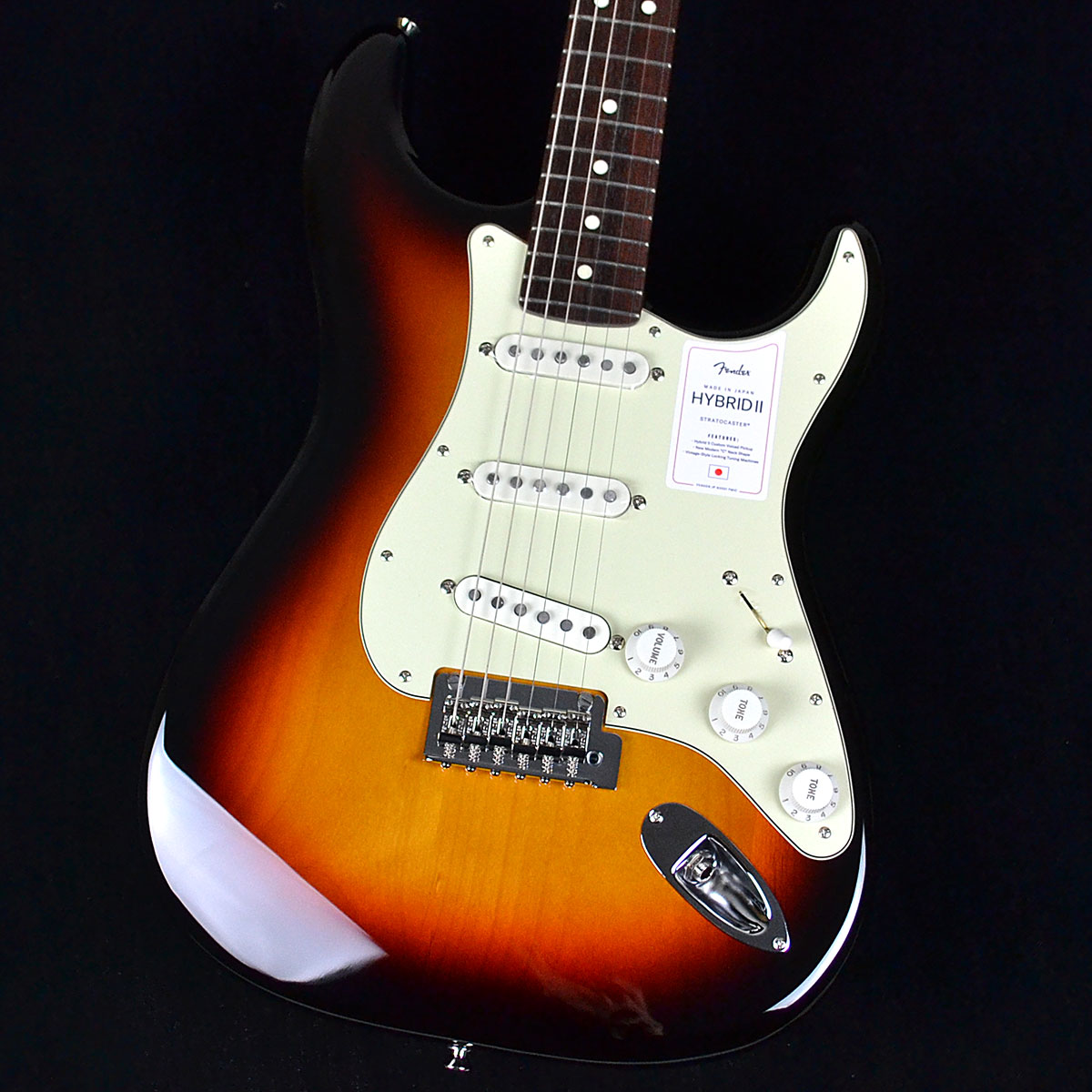 Fender Made In Japan Hybrid II Stratocaster 3-Color Sunburst エレキギター 【フェンダー ジャパン ハイブリッド2 ストラトキャスター】【未展示品・専任担当者による調整済み】 【ミ･ナーラ奈良店】