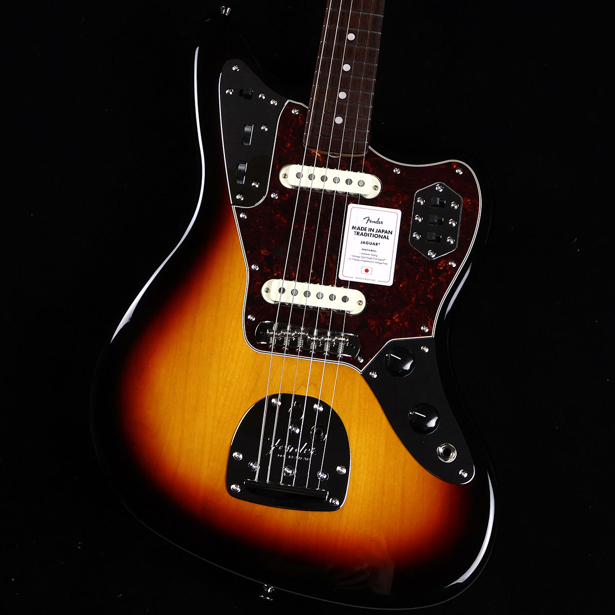 Fender Made In Japan Traditional 60s Jaguar 3-Color Sunburst
