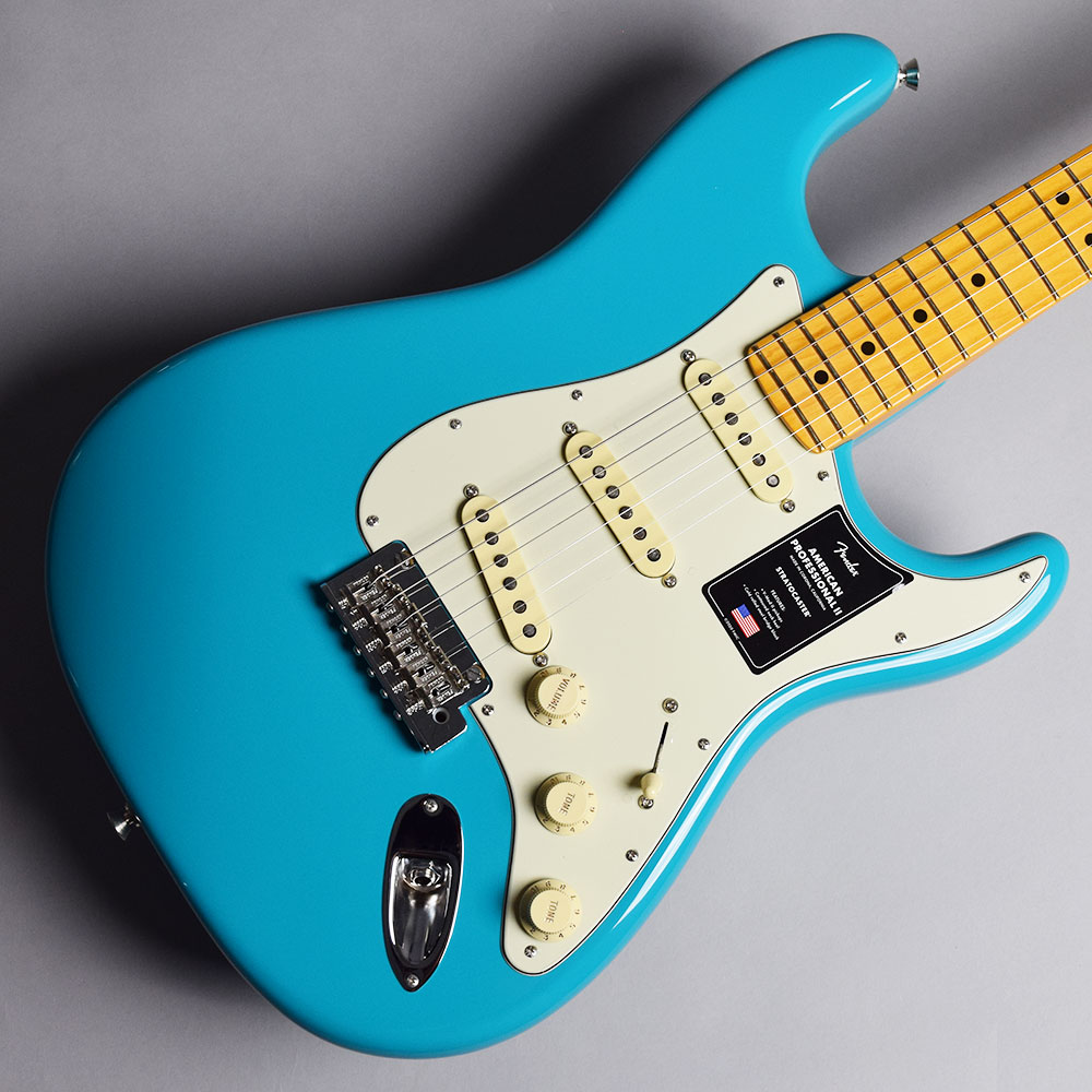Fender American Professional II Stratocaster Maple Miami Blue