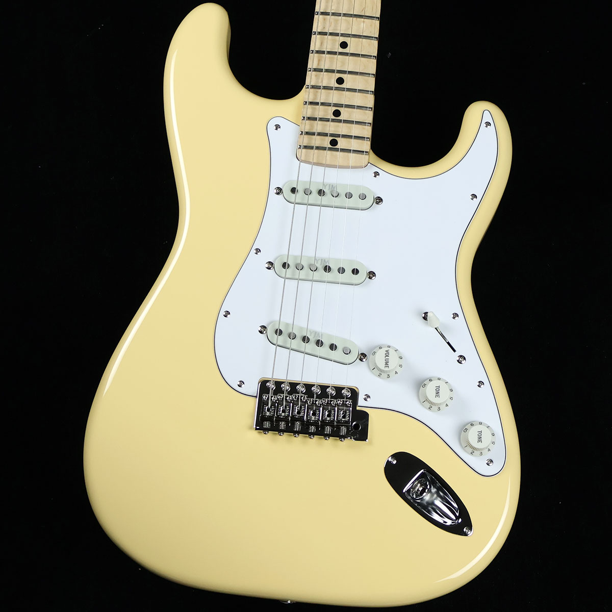 Fender Yngwie Malmsteen Stratocaster Vintage White スキャロップ指